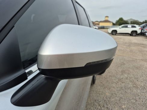 Used 2026 Chevrolet Trax LS FWD image 71