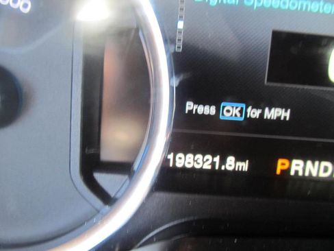 Used 2017 Ford F350 Lariat w/ Chrome Package image 51