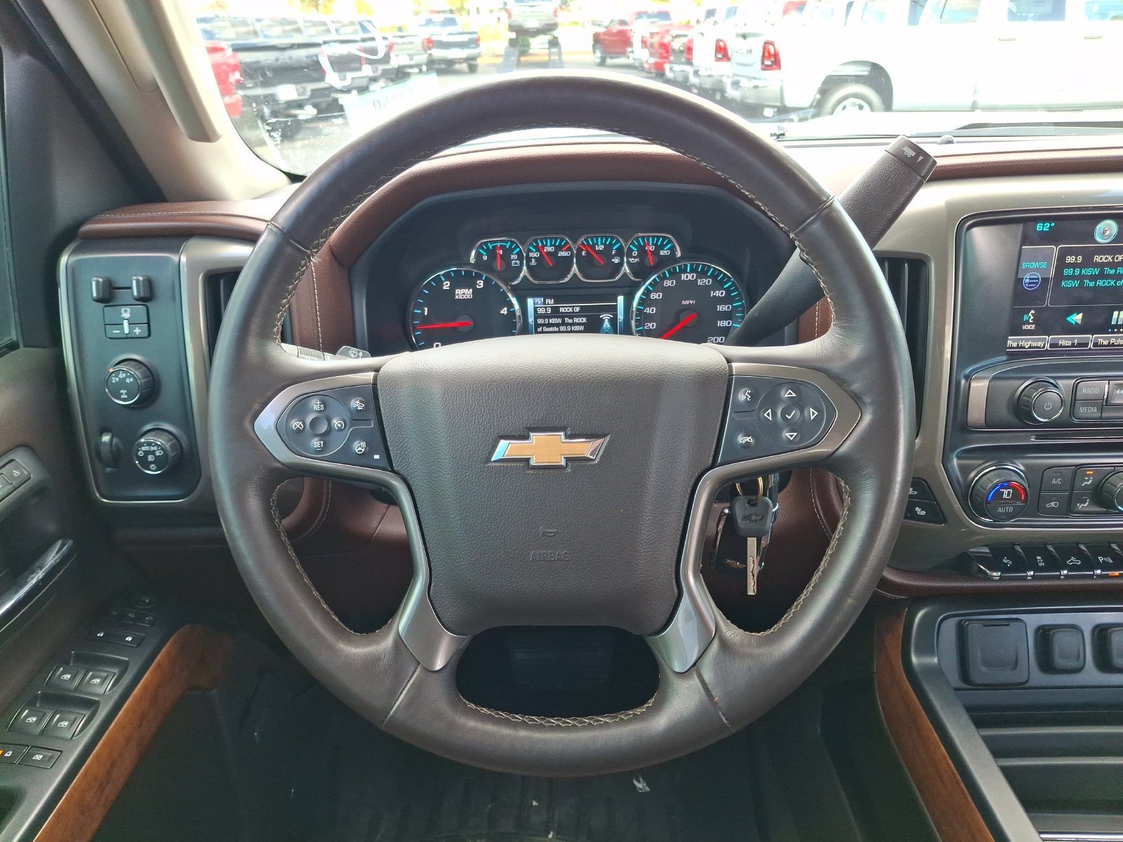 Used 2015 Chevrolet Silverado 3500 High Country AWD/4WD image 13