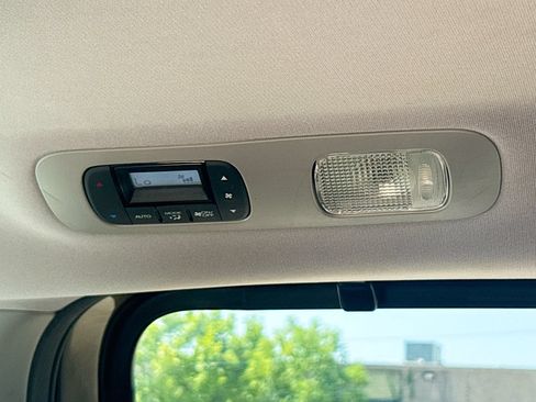Used 2020 Honda Odyssey Elite image 25