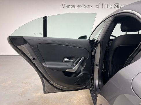 Used 2025 Mercedes-Benz CLA 250 4MATIC image 23