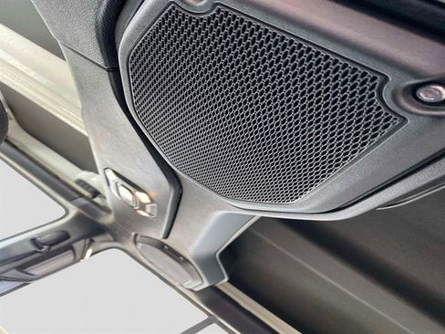 Used 2021 Jeep Wrangler Sport S image 11