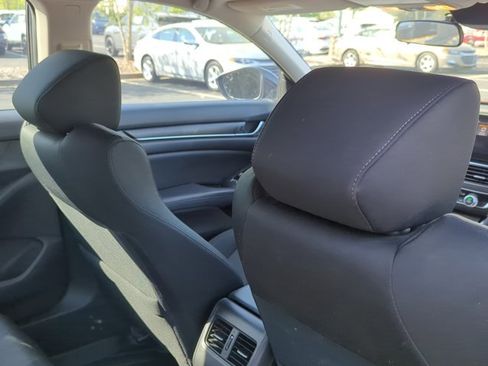 Used 2018 Honda Accord EX image 24