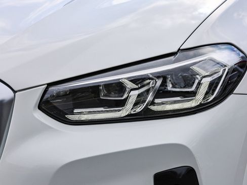 Used 2022 BMW X4 xDrive30i w/ M Sport Package 2 AWD/4WD image 23