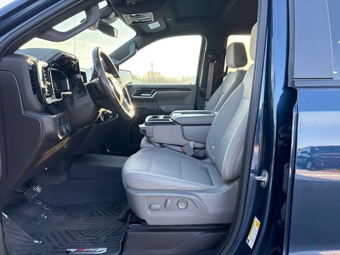 Used 2022 Chevrolet Silverado 1500 RST image 12