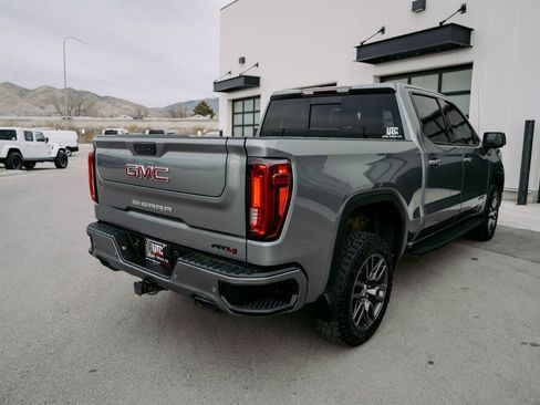 Used 2021 GMC Sierra 1500 AT4 w/ AT4 Premium Package image 9