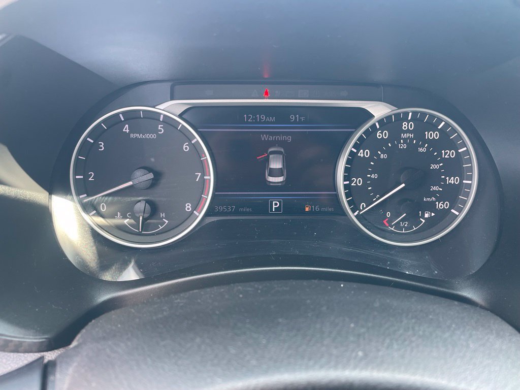 Certified 2021 Nissan Sentra SR w/ SR Premium Package FWD image 11