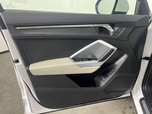 Used 2022 Audi Q3 2.0T Premium image 18