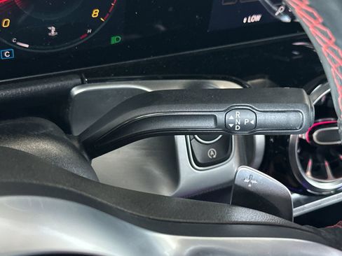 Certified 2022 Mercedes-Benz GLB 250 image 24