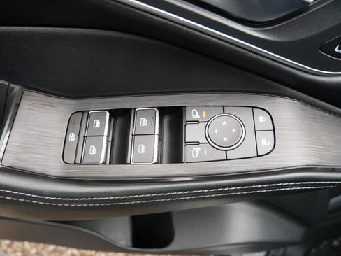 Certified 2023 Nissan Rogue Platinum w/ Platinum Premium Package image 15