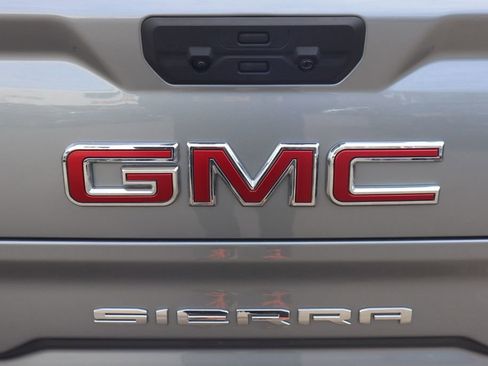 Used 2026 GMC Sierra 1500 SLT image 39