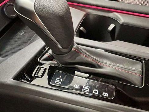 New 2026 Nissan Sentra SR FWD image 18