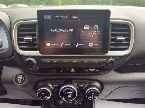 New 2026 Hyundai Venue SEL FWD image 18