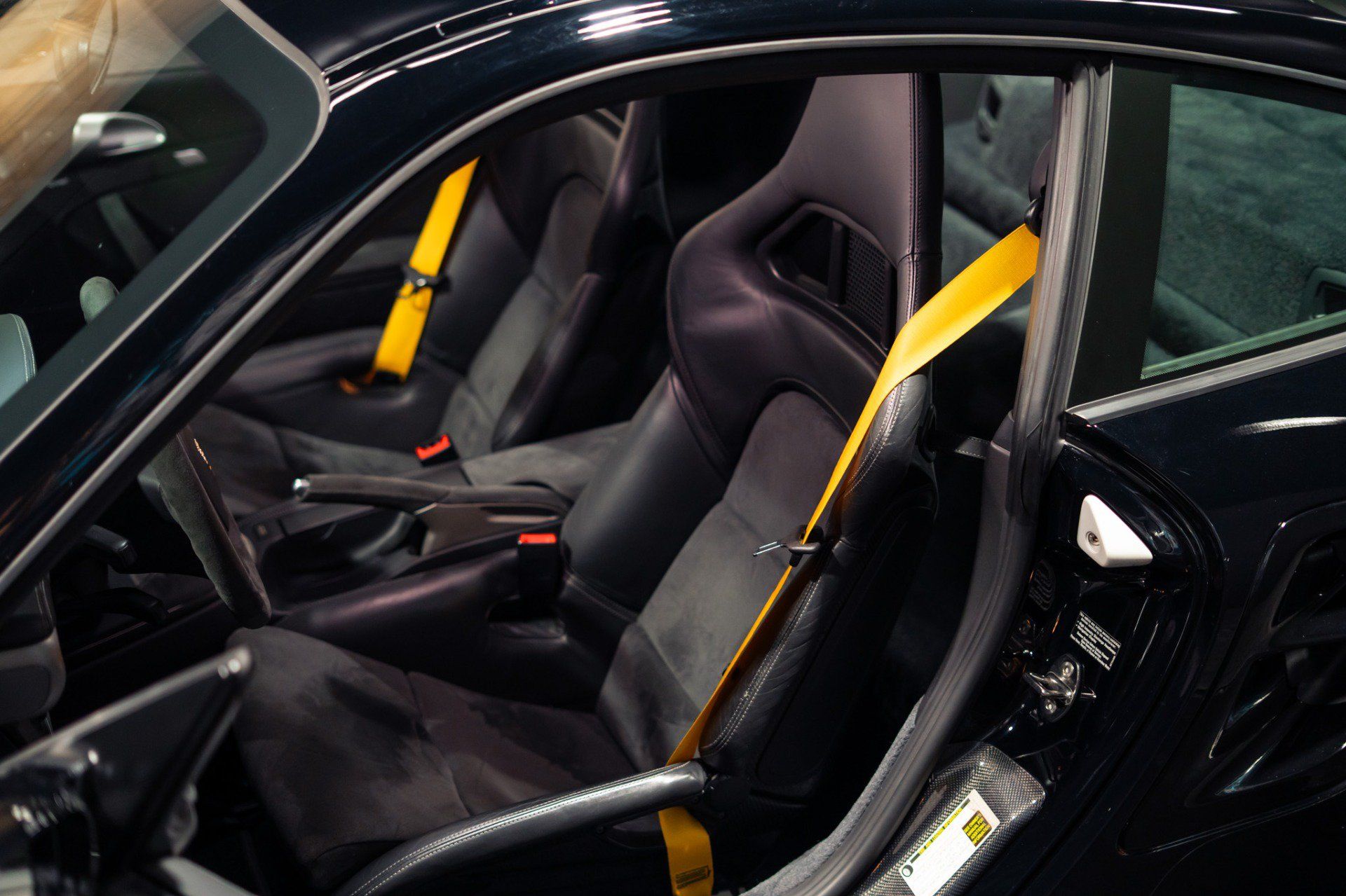 Used 2008 Porsche 911 GT2 RWD image 13