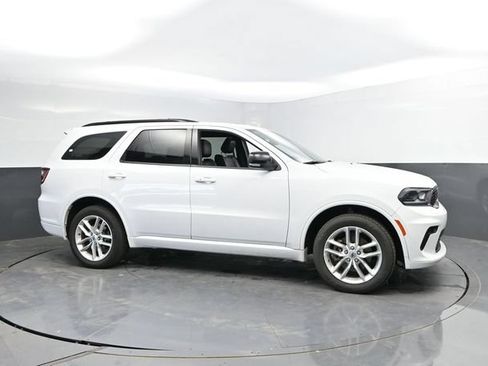 Used 2024 Dodge Durango GT AWD/4WD image 5