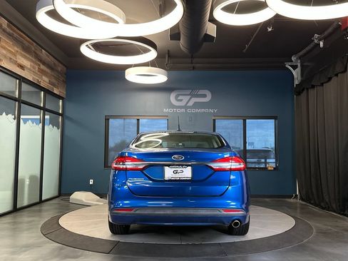 Used 2017 Ford Fusion S FWD image 4