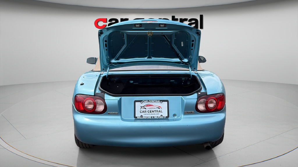 Used 2001 MAZDA MX-5 Miata RWD image 25