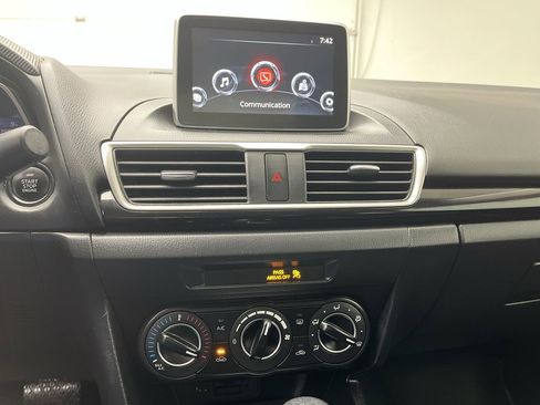 Used 2015 MAZDA MAZDA3 i Touring image 13