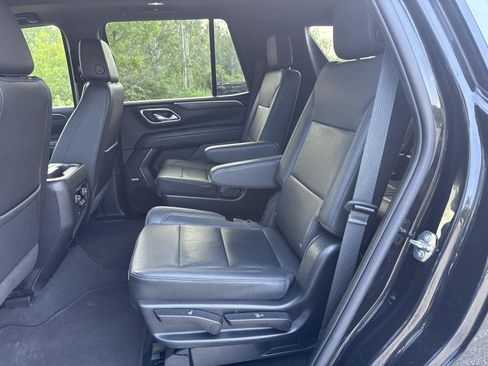 Used 2022 Chevrolet Tahoe LT w/ LT Signature Plus Package AWD/4WD image 13