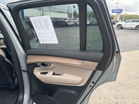 Used 2026 Volvo XC90 B6 Plus AWD/4WD image 35