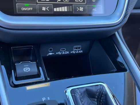 New 2025 Subaru Outback Premium image 29
