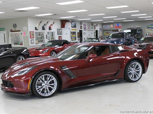 Used 2016 Chevrolet Corvette Z06 w/ 2LZ Preferred Equipment Group RWD image 4