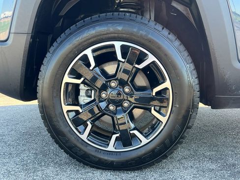 Used 2023 Jeep Renegade Trailhawk image 13