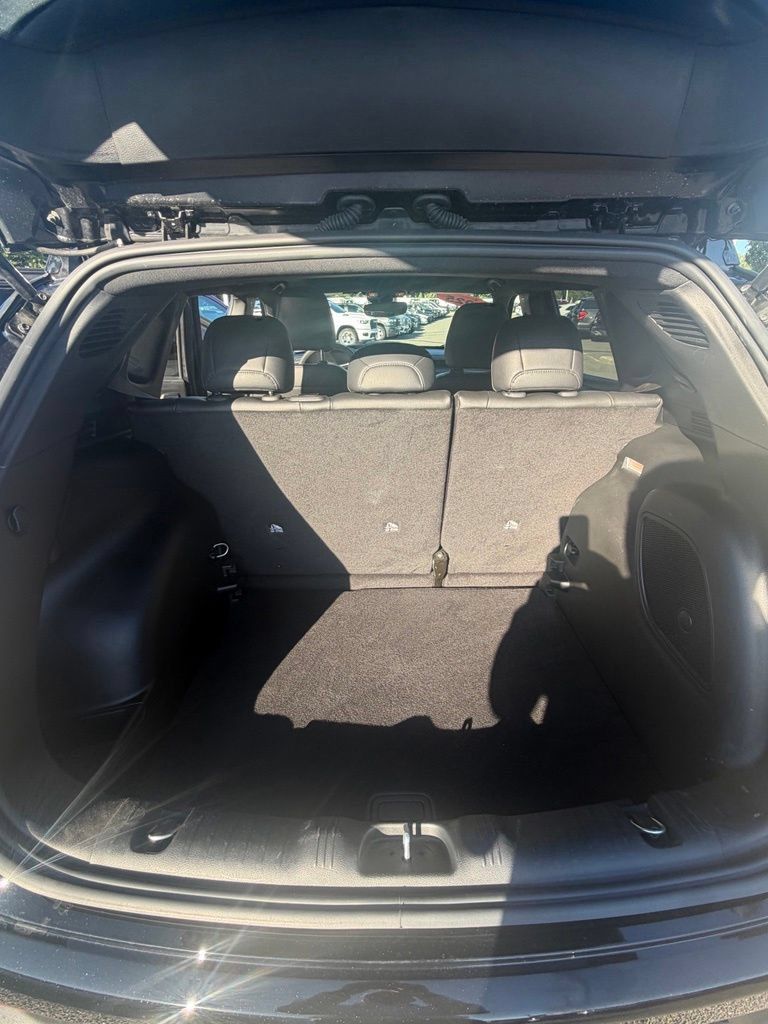 Used 2025 Jeep Compass Limited w/ Sun & Sound Group AWD/4WD image 15