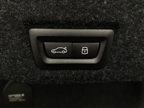 New 2026 BMW M5 w/ Carbon Package image 6