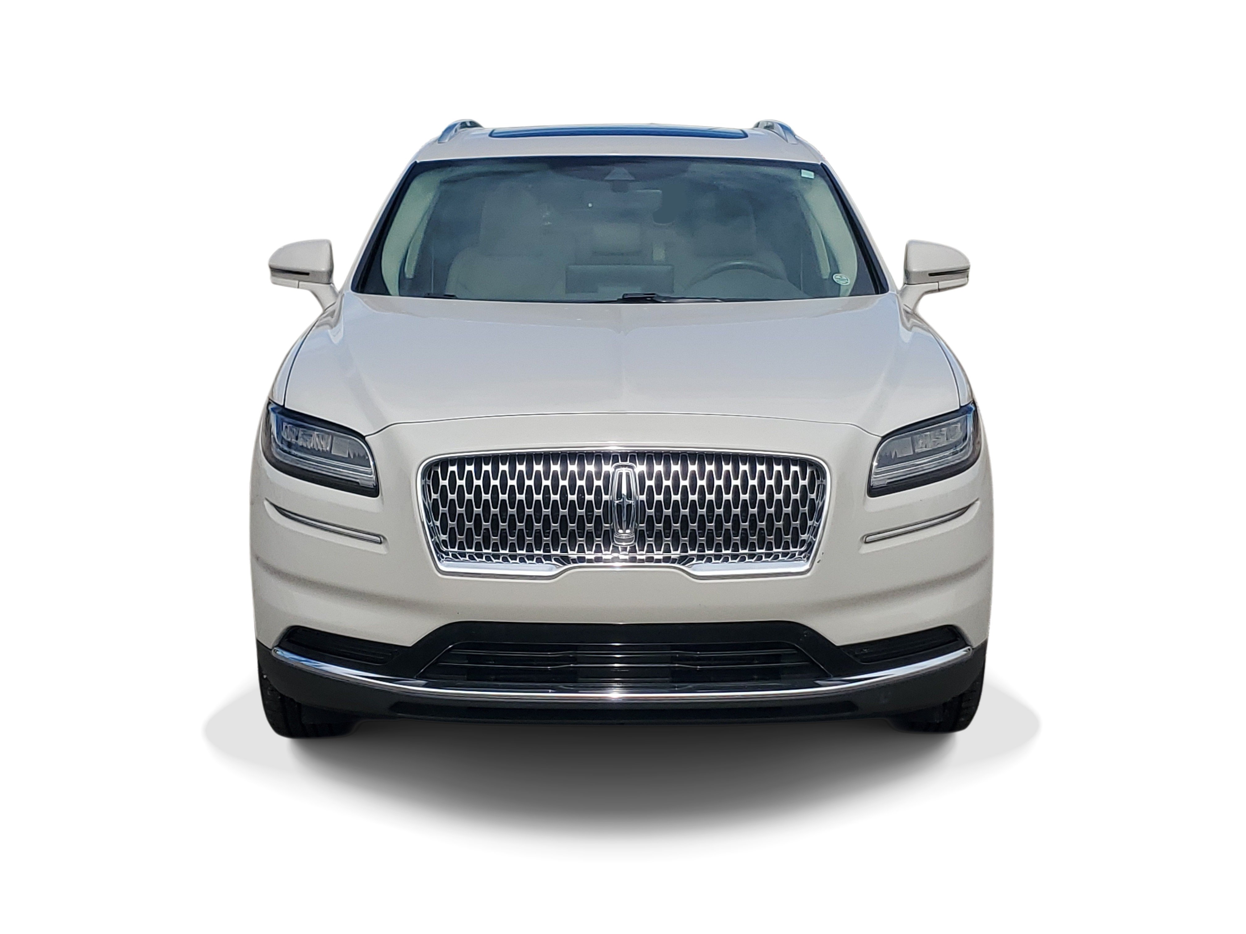 Used 2023 Lincoln Nautilus Reserve AWD/4WD image 2