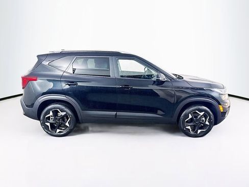 New 2026 Kia Seltos S image 4