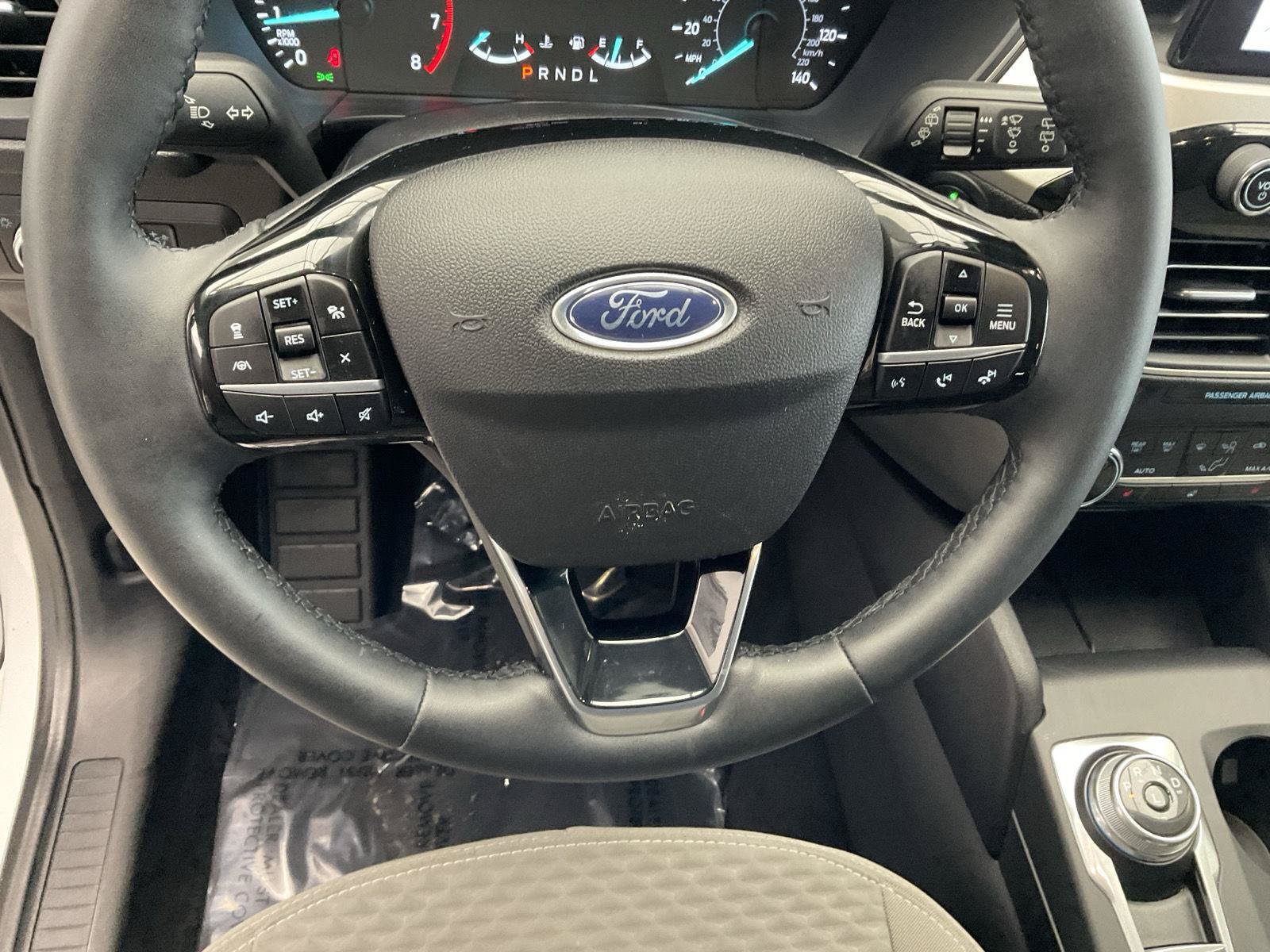 Used 2022 Ford Escape SE w/ Cold Weather Package AWD/4WD image 25