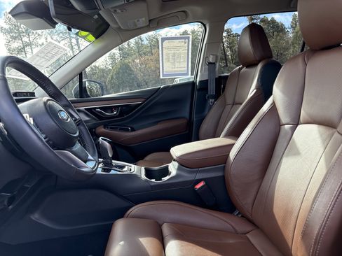 Used 2025 Subaru Outback Touring XT image 18