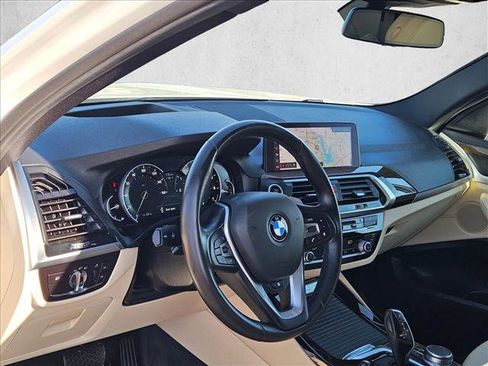 Used 2019 BMW X3 sDrive30i w/ Premium Package image 10