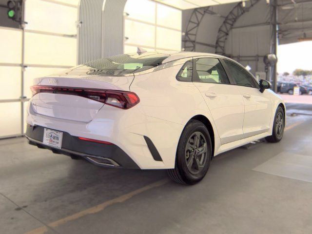Used 2022 Kia K5 LX FWD image 6