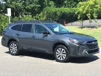 Used 2024 Subaru Outback Premium AWD/4WD video 2