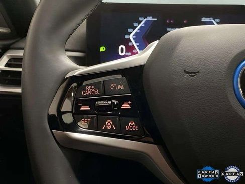 Used 2025 BMW i4 xDrive40i image 35