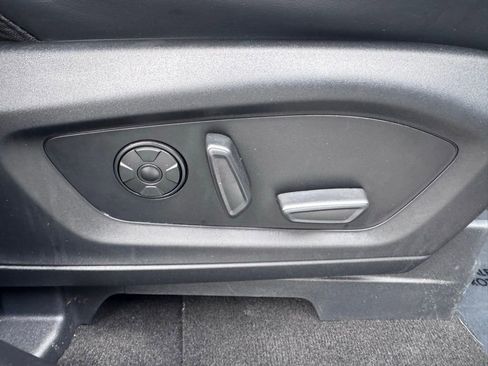 Used 2025 Ford Explorer ST AWD/4WD image 27