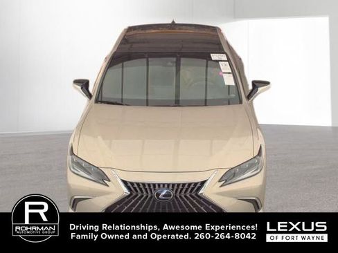 Used 2022 Lexus ES 350 Ultra Luxury image 6