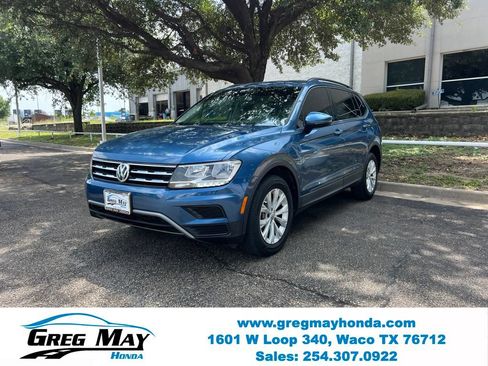 Used 2018 Volkswagen Tiguan S FWD image 3
