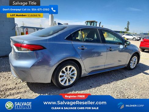 Used 2020 Toyota Corolla XLE FWD image 4