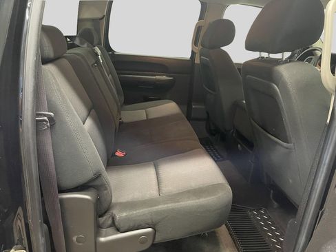 Used 2011 Chevrolet Silverado 1500 LT w/ All-Star Edition AWD/4WD image 11