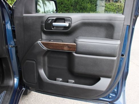 Used 2021 GMC Sierra 1500 SLE w/ Driver Alert Package I image 36