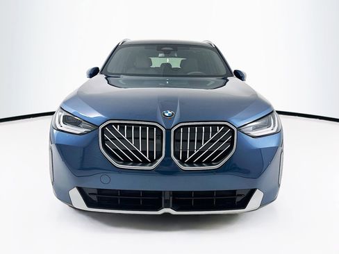 Used 2025 BMW X3 xDrive30i w/ Premium Package image 2