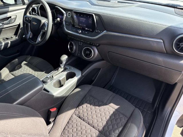 Used 2021 Chevrolet Blazer LT FWD image 17