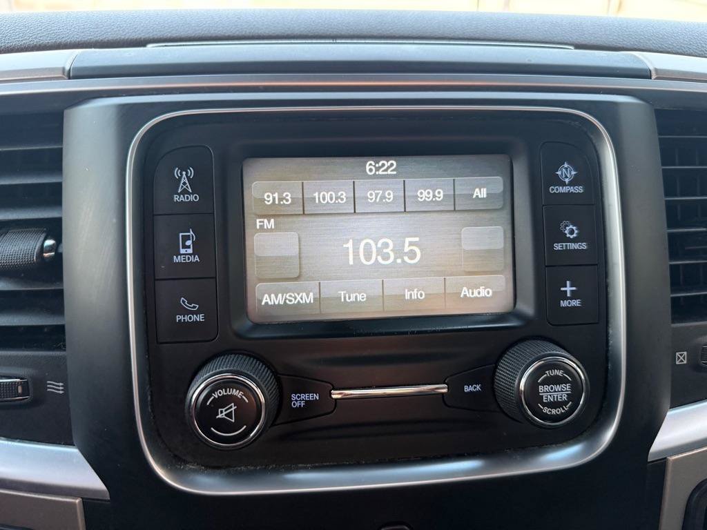Used 2015 RAM 1500 Classic SLT RWD image 23