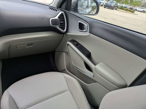 Certified 2023 Kia Soul LX w/ Option Group 015 FWD image 18