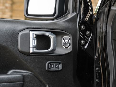 Used 2022 Jeep Wrangler Unlimited Sport w/ Sun And Sound Package image 53