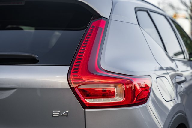 Used 2026 Volvo XC40 B4 Plus w/ Protection Package Premier FWD image 6