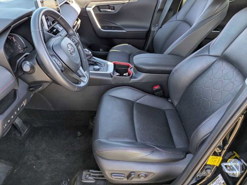 Used 2020 Toyota RAV4 TRD Off-Road image 15